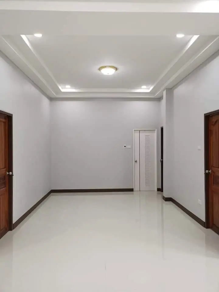 صالة فخمة بدهانات راقية في جدة